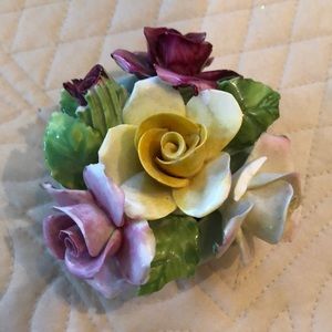 Adderley Roses England Bone China - Petite Intricate Collectible Decor